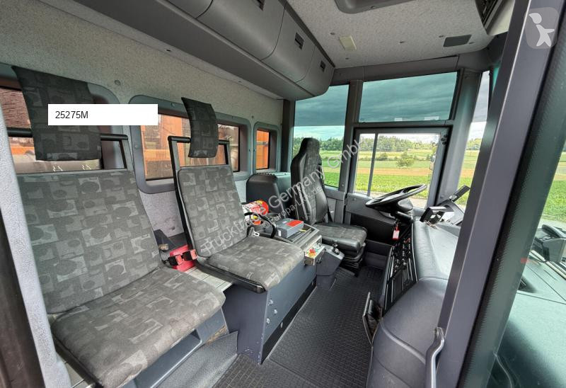 Silniční stroje Mercedes 2633