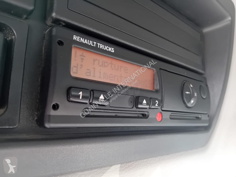Engin de voirie Renault 26 Wide