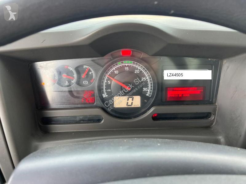 آلة لصيانة الطرق Renault BASURERO 320