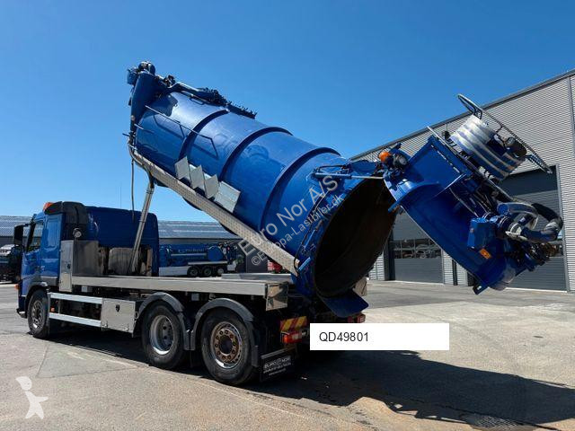 آلة لصيانة الطرق  VOLVO FM 420 6x2*4 EEV...