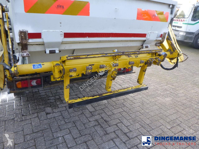آلة لصيانة الطرق DAF 55220 4X2 RHD Farid refuse...