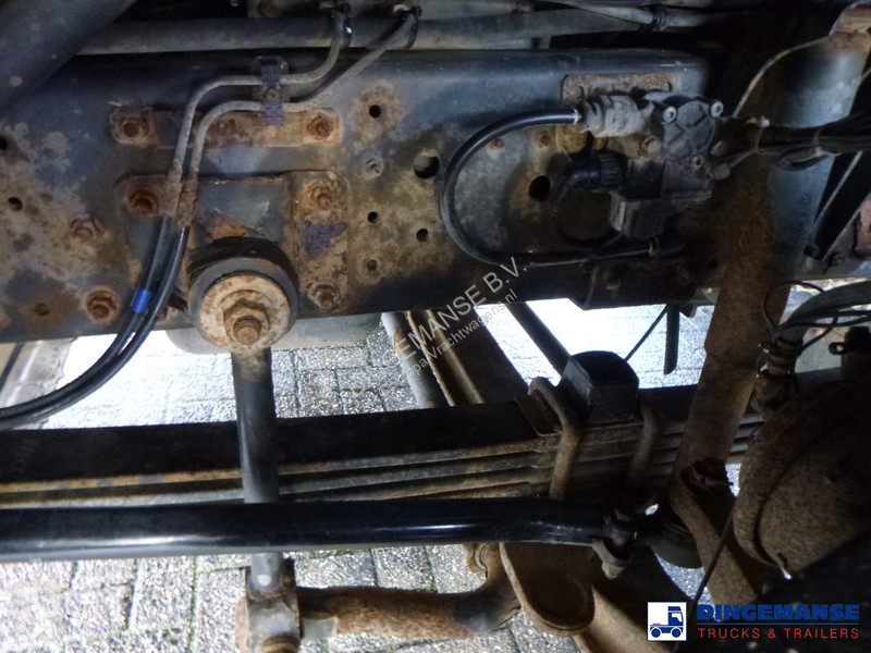 آلة لصيانة الطرق Iveco ML150E22 4x2 Scarab...
