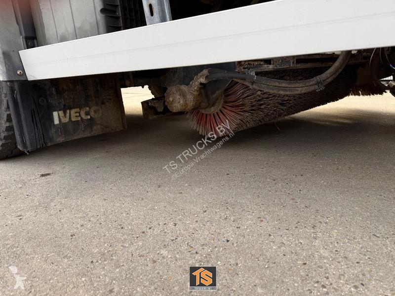 آلة لصيانة الطرق Iveco IVECO EUROCARGO 120E18 -...