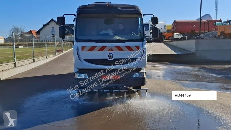 آلة لصيانة الطرق Renault 220 Polewaczka...