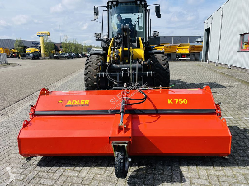 آلة لصيانة الطرق  K750-270 Veegmachine