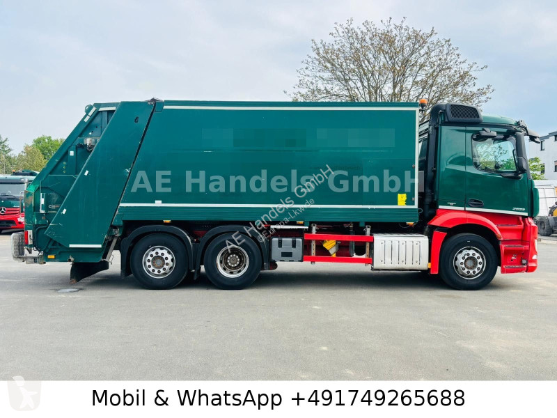 Engin de voirie Mercedes 2533 M ClassicSpace BL...