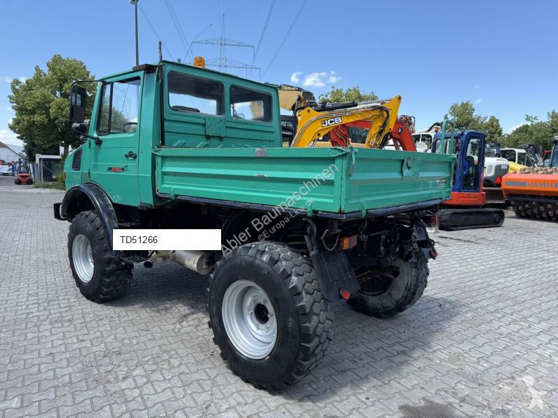 شاحنة Mercedes U1200 Unimog