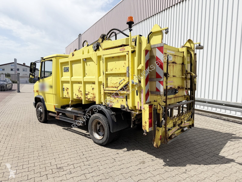 آلة لصيانة الطرق Mercedes Vario 816 D 4x2 Vario...