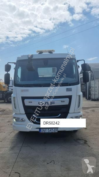 آلة لصيانة الطرق DAF LF 230