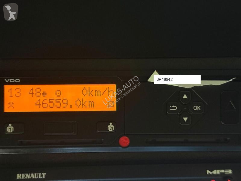 آلة لصيانة الطرق Renault D26