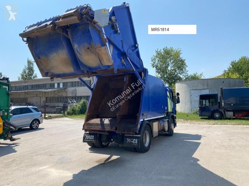 Engin de voirie Scania KG-2B
