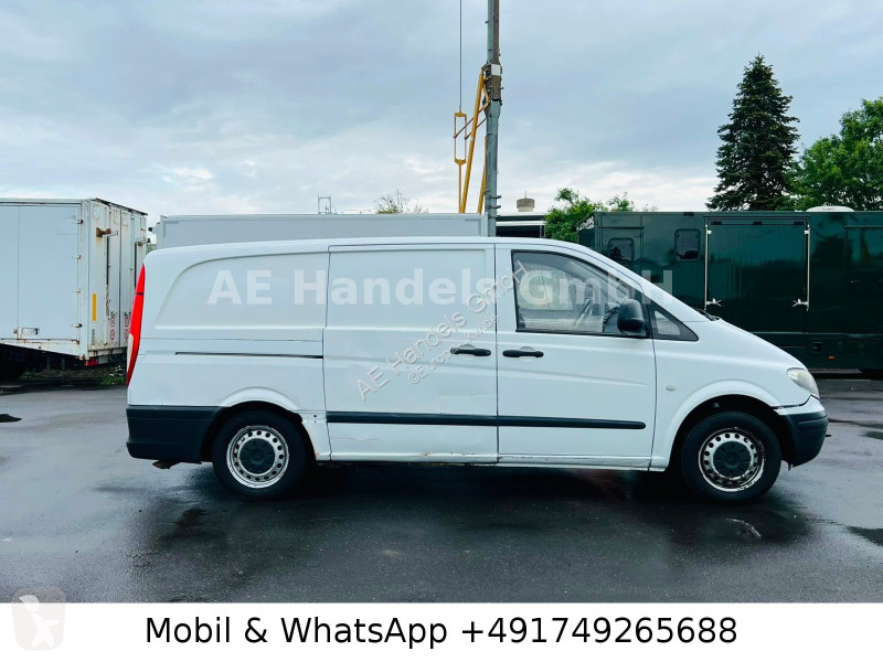 آلة لصيانة الطرق Mercedes Kasten 111 CDI lang...