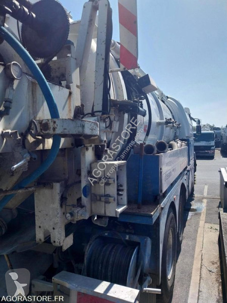 Komunálne vozidlo Renault KERAX
