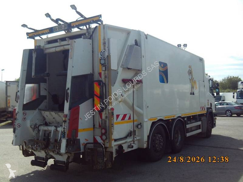 Engin de voirie Scania