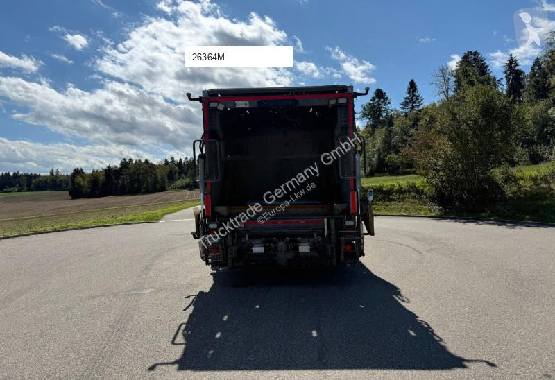 Vehículo de limpieza viaria Mercedes 602 2635