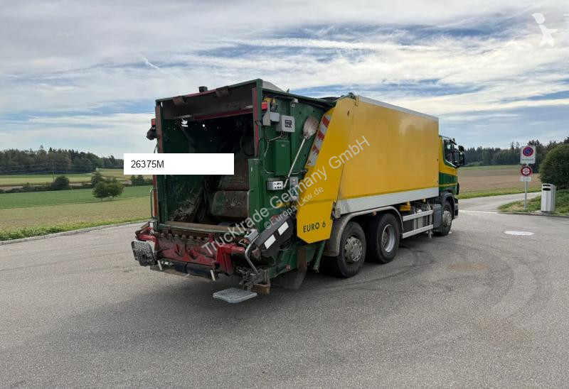 Silniční stroje Scania 589 G 440 LB