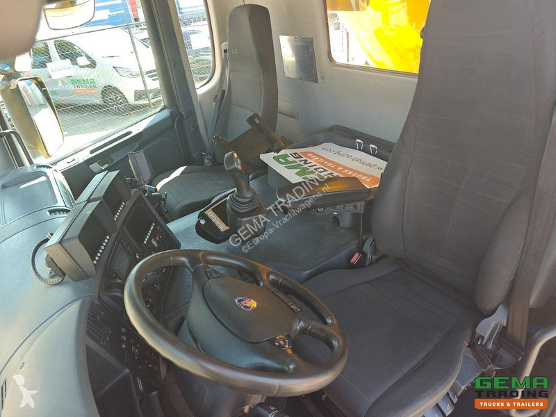 Коммунальная техника  Scania P280 6x2/4 Day Cab...