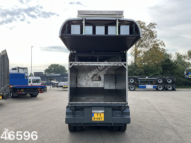 Gemeentevoertuig Ravo 540 Euro 6 with 3-rd brush