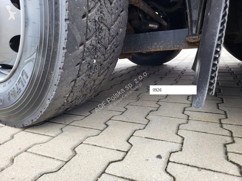 Vehículo de limpieza viaria Mercedes MF300 L200...