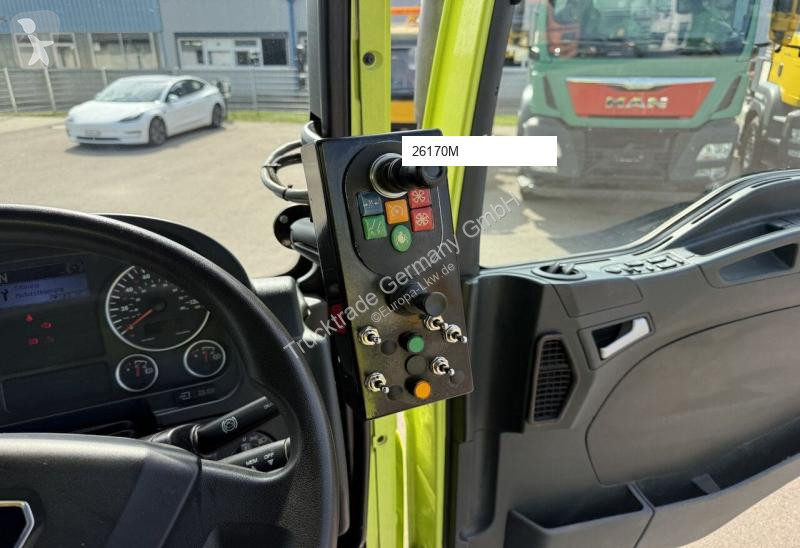 Engin de voirie MAN L2007 46.010 Kehrmaschine