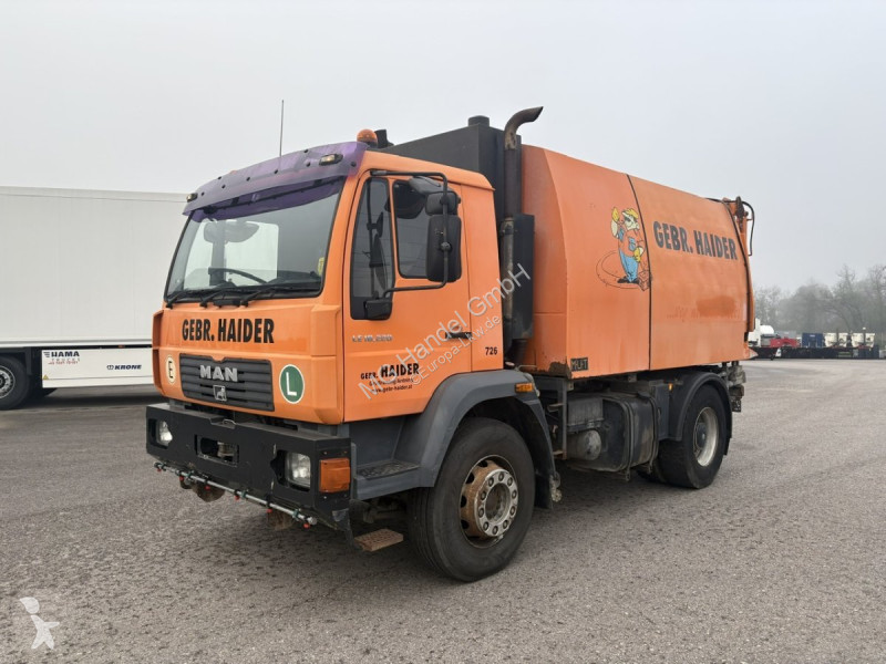 MAN LE 18.220, MUT Austro Cleaner 247/7.0 UM,...