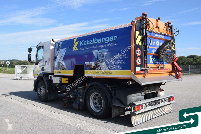 آلة لصيانة الطرق Volvo 240 Lorenz Kehrmaschine...