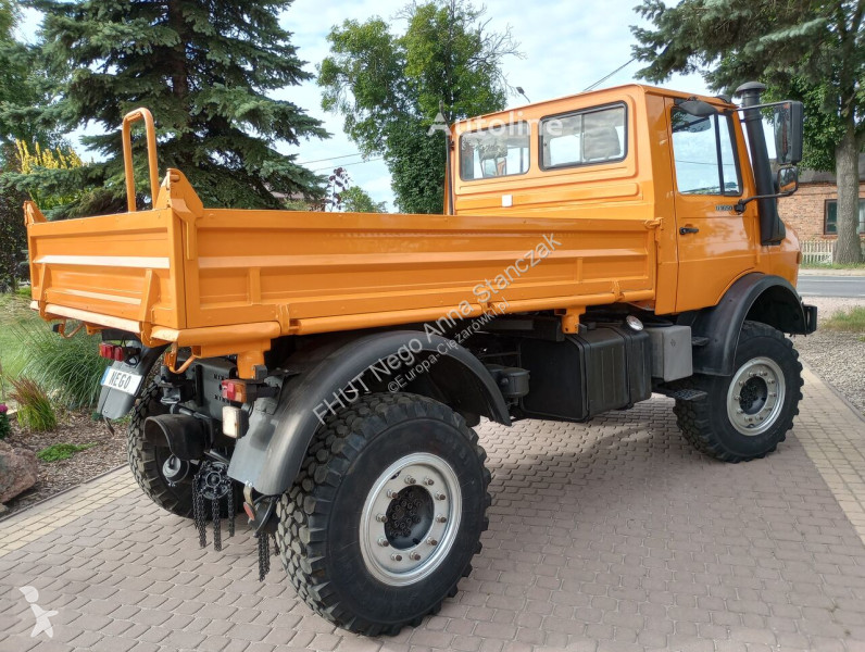آلة لصيانة الطرق Mercedes UNIMOG U1650 *2001*...