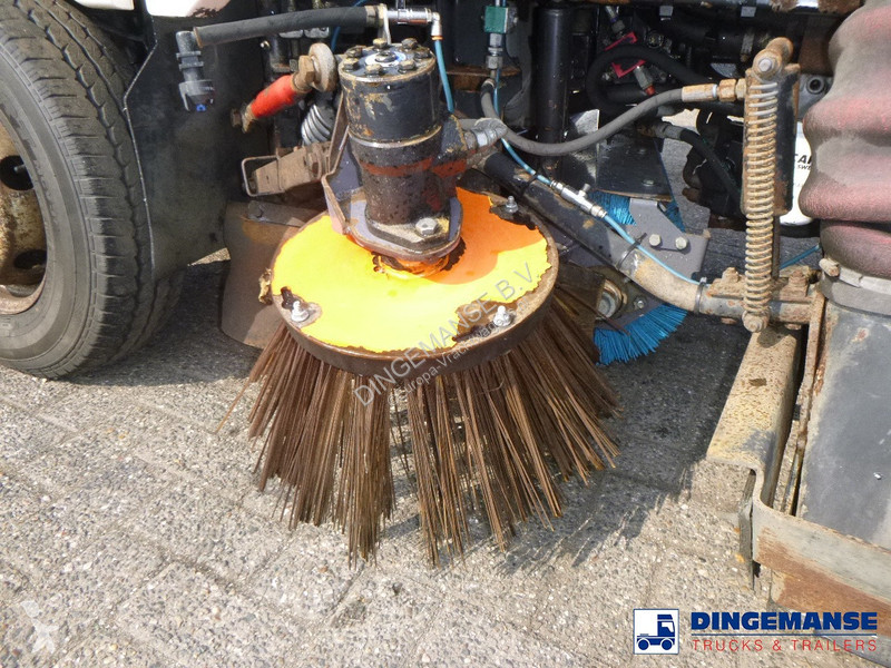 Gemeentevoertuig Scarab Euro 5 street sweeper