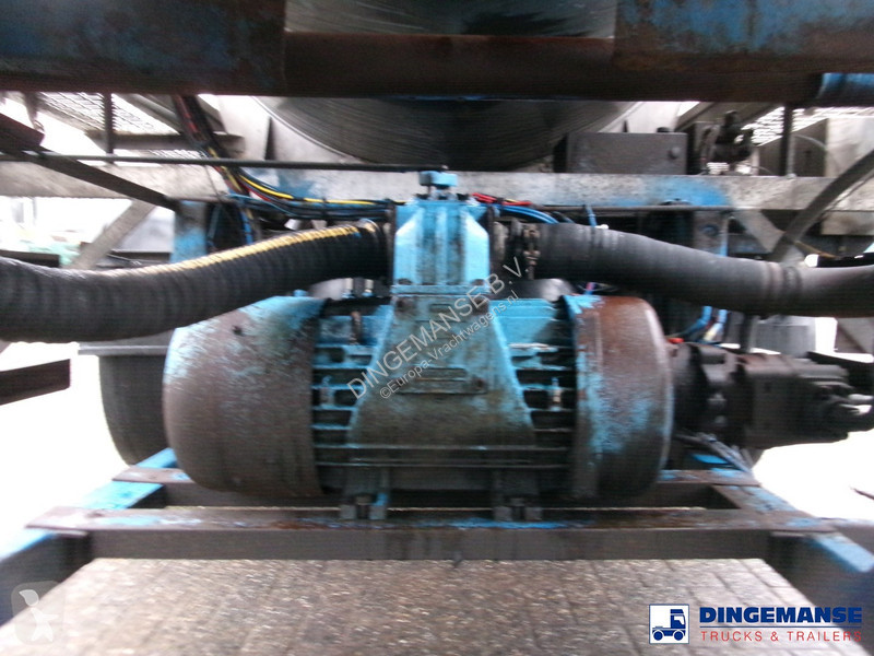 Maskine til vejarbejde  Vacuum tank inox 30 m3...