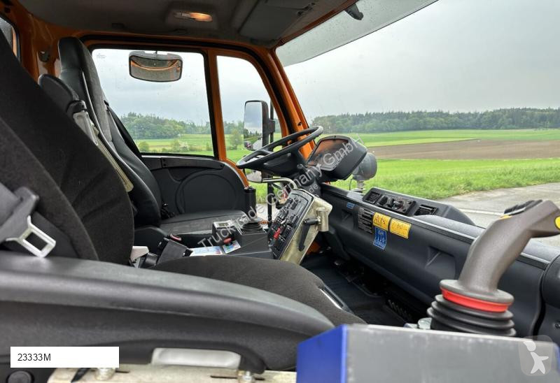 Utilaje pentru drumuri Mercedes U400