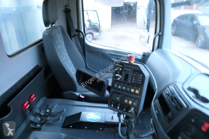 Vägmaskiner Mercedes Atego 1018 Rechtslenker...