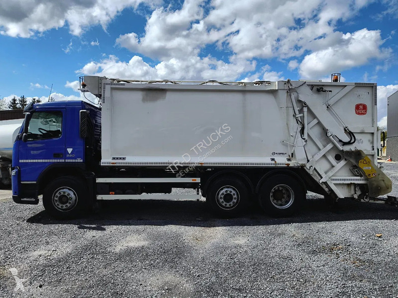 Silniční stroje Volvo 330 GARBAGE TRUCK - GOOD...