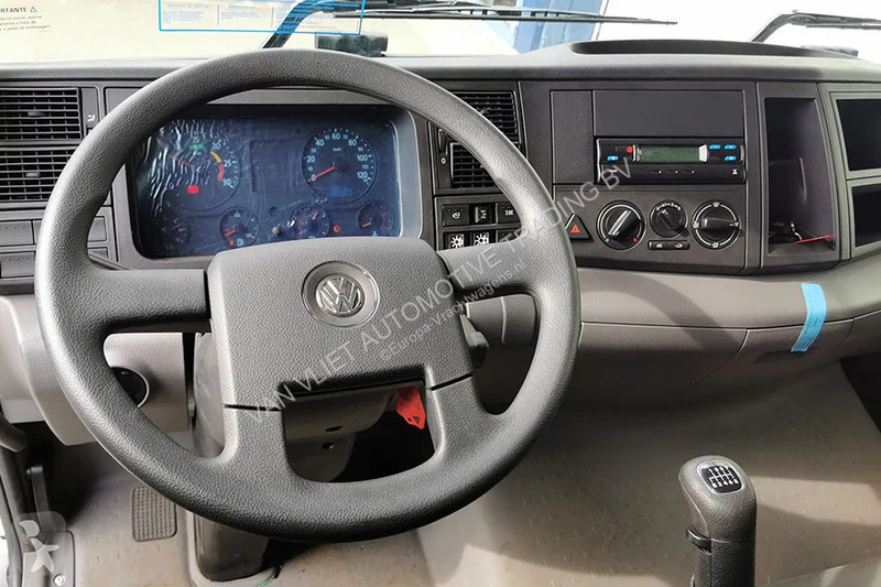 Silniční stroje Volkswagen Constellation 31.320...