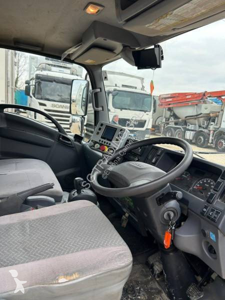 Silniční stroje Isuzu