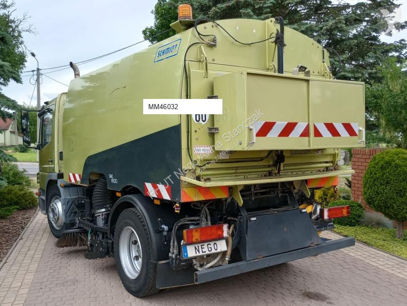 Silniční stroje Mercedes SK600 DUAL