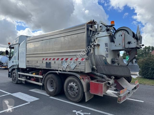 Veículo de limpeza / sanitário de estrada Iveco...
