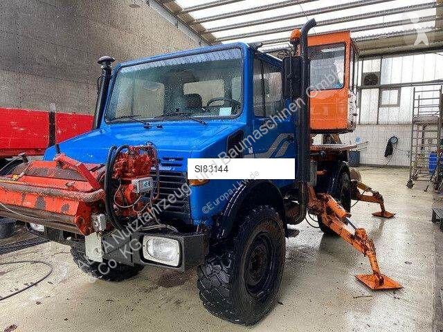 Utilaje pentru drumuri Unimog 4x4. Kran. Seilwinde
