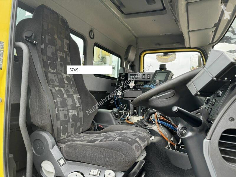Silniční stroje Mercedes