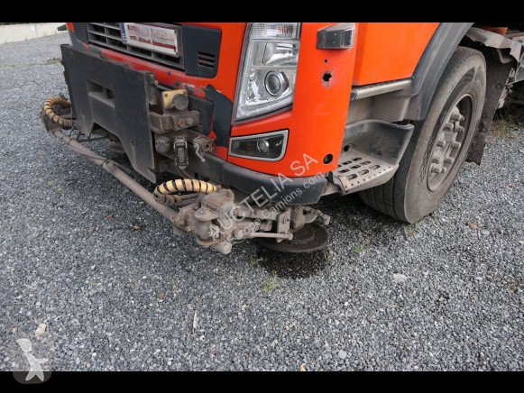 Utilaje pentru drumuri Volvo