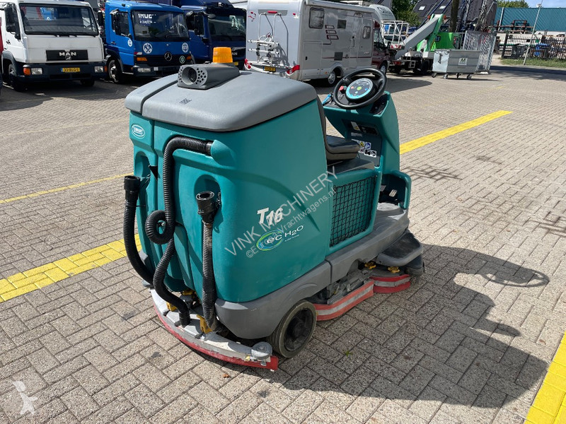 Gemeentevoertuig Tennant T 16