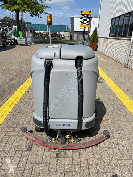 Gemeentevoertuig Nilfisk SC 6500 1300C