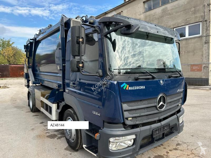 Engin de voirie Mercedes ATEGO 1224