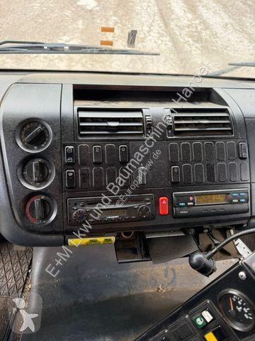 آلة لصيانة الطرق Mercedes 1828 KEHRMASCHINE