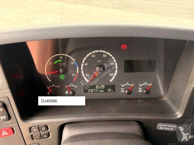 آلة لصيانة الطرق  SCANIA P380 LB 6x24 Hvidtved...