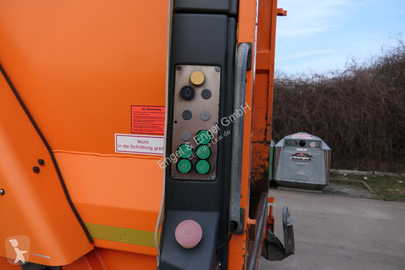 Engin de voirie Mercedes 2635 NGE-L62N Econic...