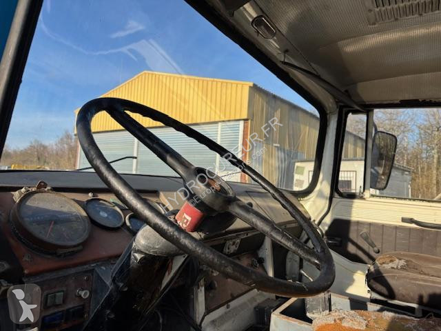 آلة لصيانة الطرق Berliet 160