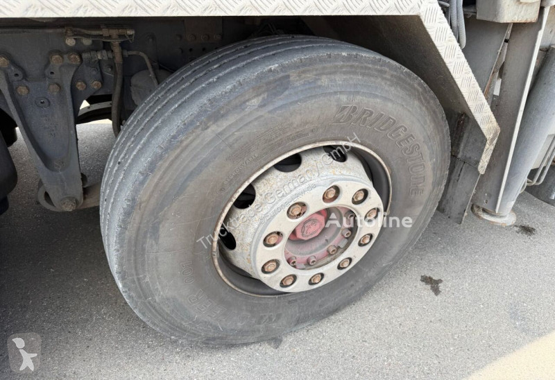 Engin de voirie Scania 380.3