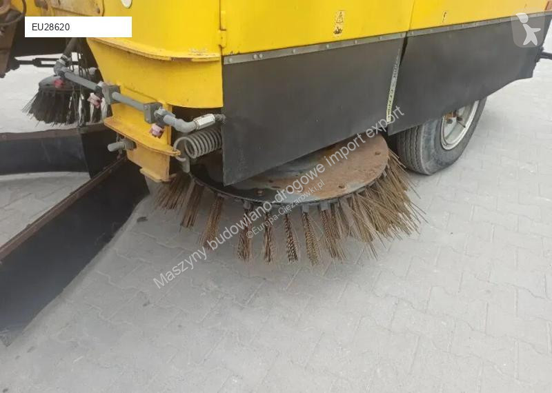آلة لصيانة الطرق Broddson 2500 SCANDIA