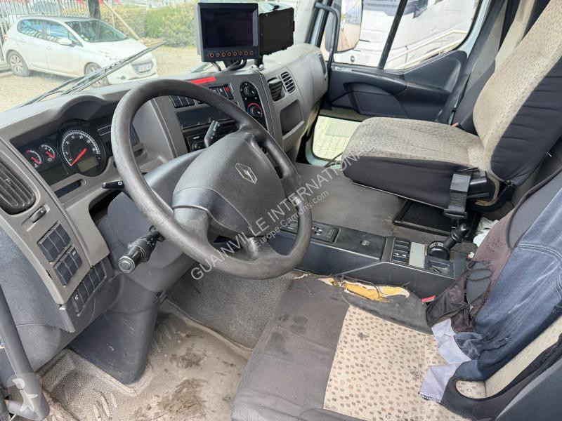 آلة لصيانة الطرق Renault 310 DXI