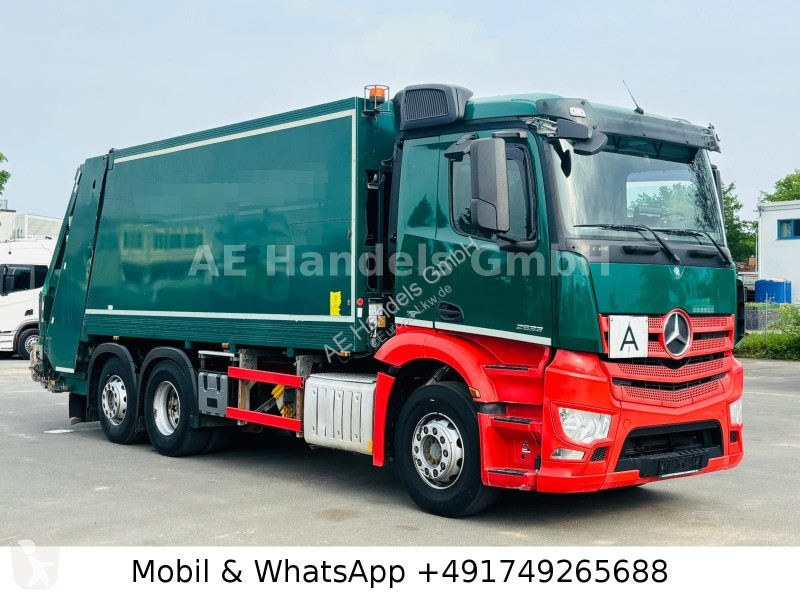 Engin de voirie Mercedes 2533 M ClassicSpace BL...